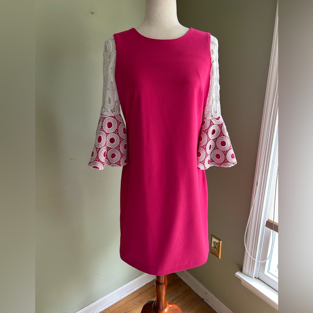 Camilyn Beth hot pink sheath dress w/white embroidered bell sleeves. Size 4